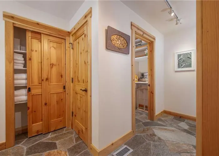 Villa Rmr: Granite Ridge 7608 In *